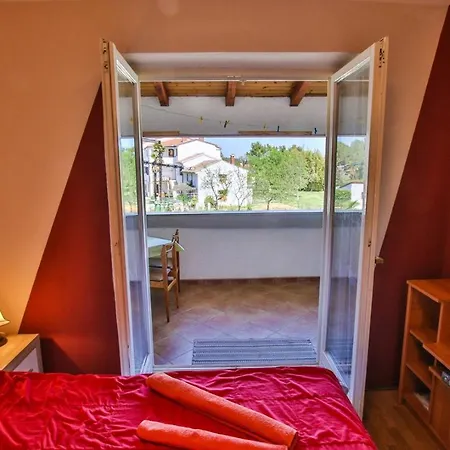 A4 Goga 1 Two Bedroom Near The And The Sea Apartament *