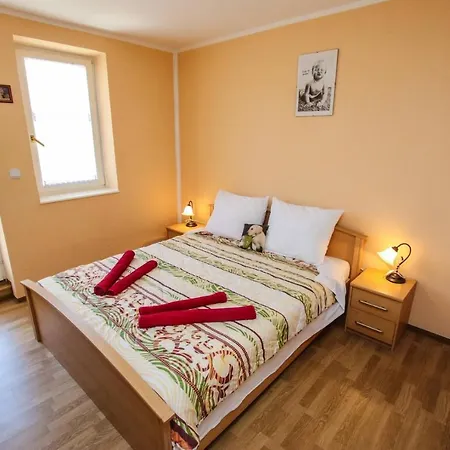 Apartment A4 Goga 1 Two Bedroom Near The And The Sea