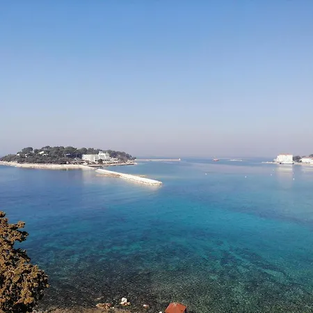 A4 Goga 1 Two Bedroom Near The And The Sea Porec
