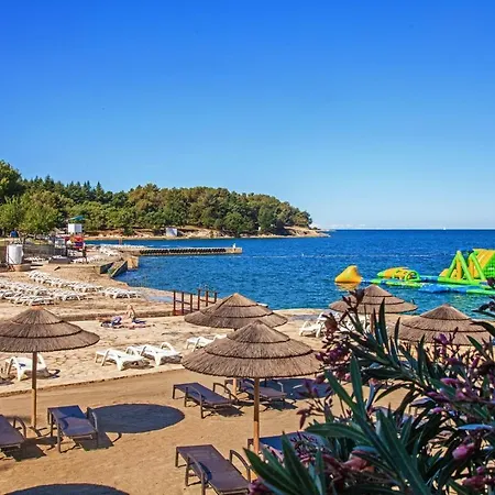 Apartment A4 Goga 1 Two Bedroom Near The And The Sea
